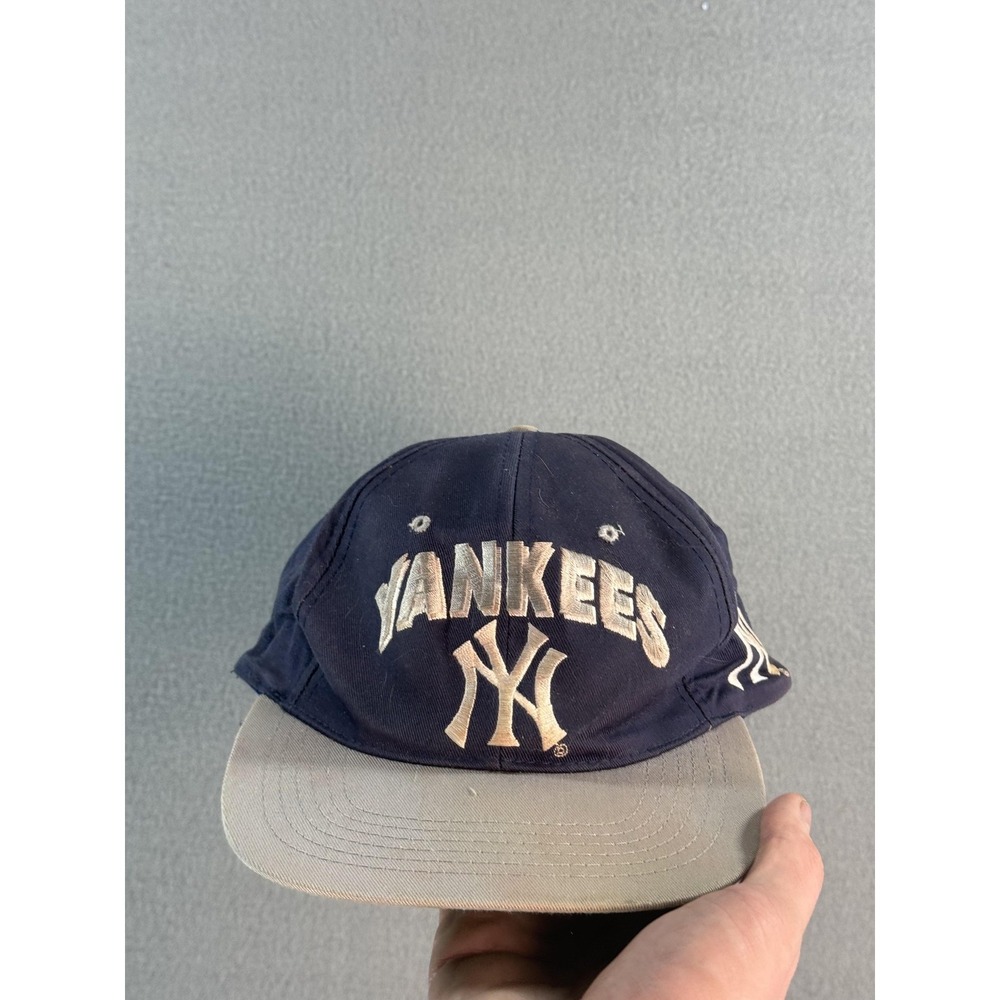 Vintage New York‎ Yankees Hat Cap Snap Back Youth Blue MLB Genuine Merchandise